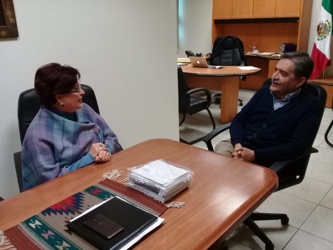 Dra. Rosalinda Salinas Treviño se reúne con el Rector de la Universidad La Salle Victoria.